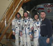 Prior to their mission, Ed Van Cise with Ron Garan, Andrey Borisenko, Alexander Samokutyaev
